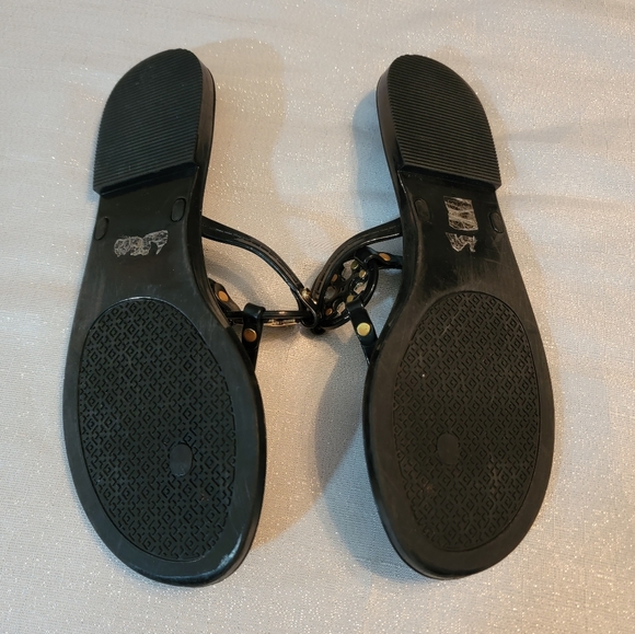 TORY BURCH BLACK MINI MILLER JELLY THONG SANDALS - Picture 9 of 12
